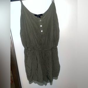 olive green shorts romper size small